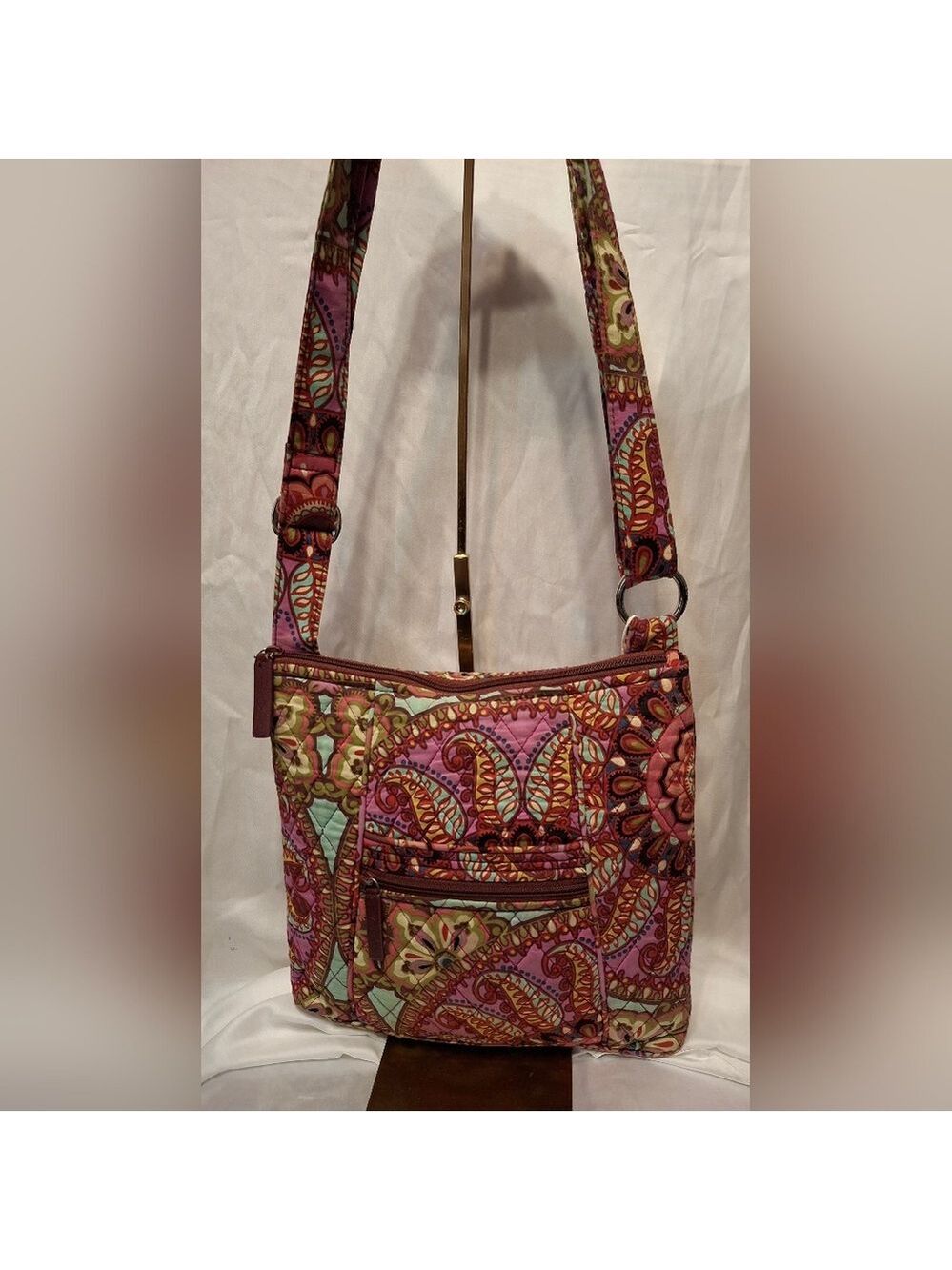 Vera Bradley Paisley Gogi Berry Vibrant Patterned Shoulder Crossbody Bag Nwot